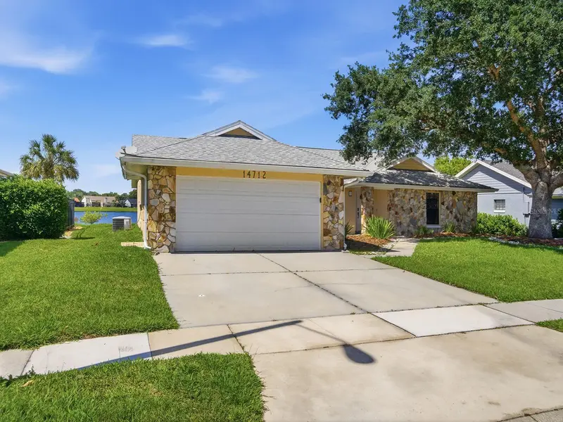 14712 Eagles Crossing Dr, FL