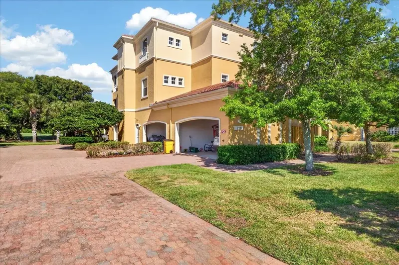 120 Avenue De La Mer #1502, FL