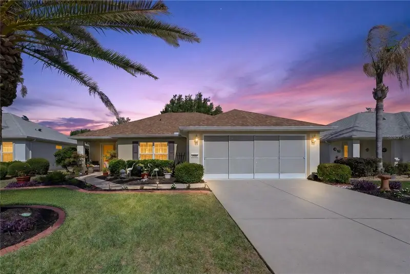 9082 Se 120th Loop, FL