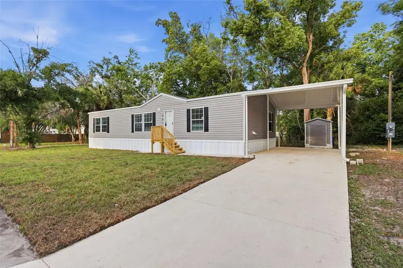 781 Bayou Dr, FL