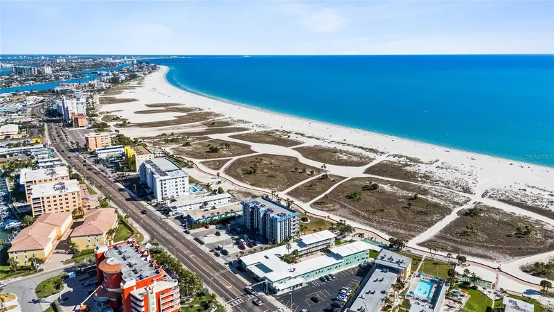 11730 Gulf Blvd #44, FL
