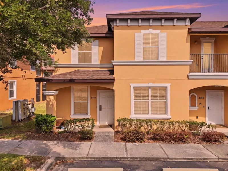 2707 Camaro Dr, FL