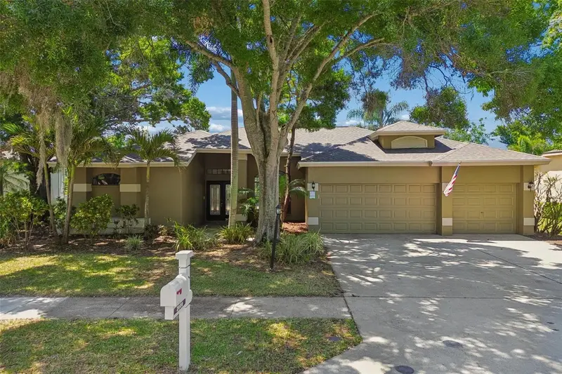 2080 Simeon Dr, FL