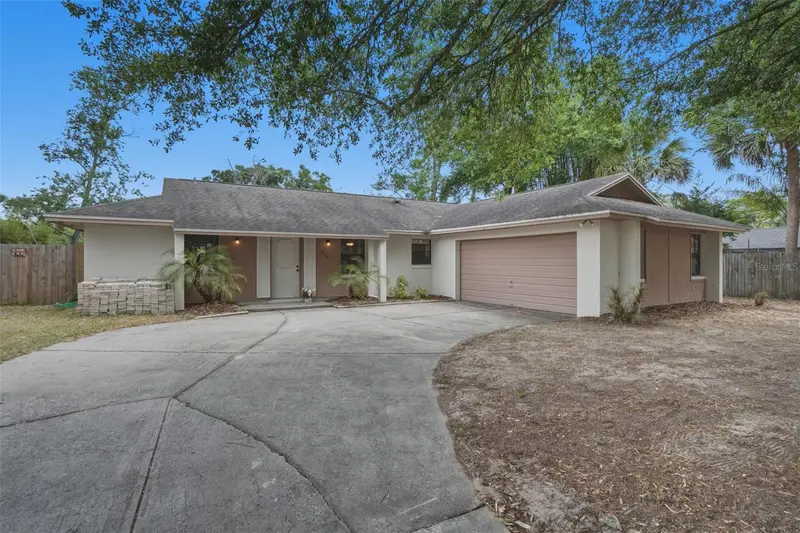 Rolling Oaks listing
