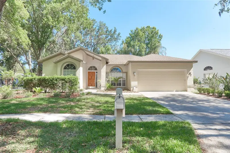 9302 Heritage Oak Ct, FL