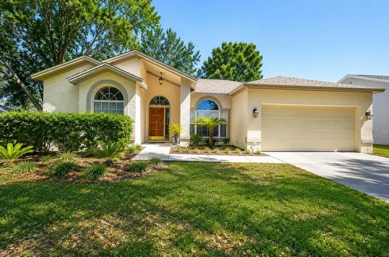 9302 Heritage Oak Ct, FL