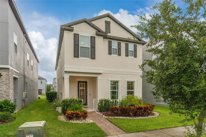10361 Austrina Oak Loop, FL
