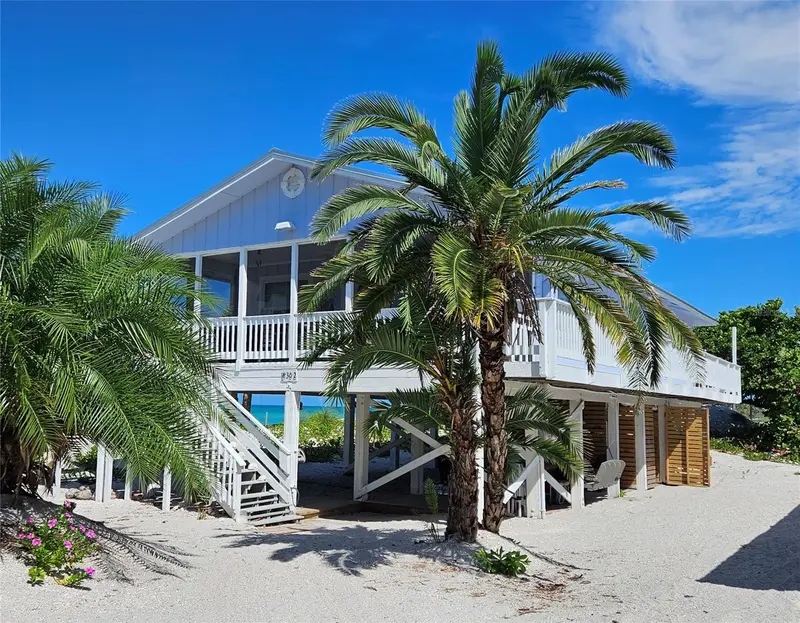 8302 Little Gasparilla Is, FL