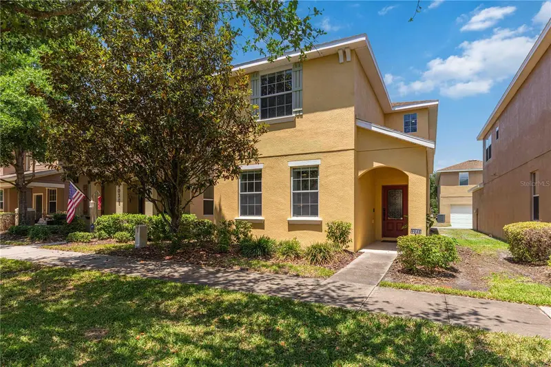 9040 Aspen Hollow Pl, FL