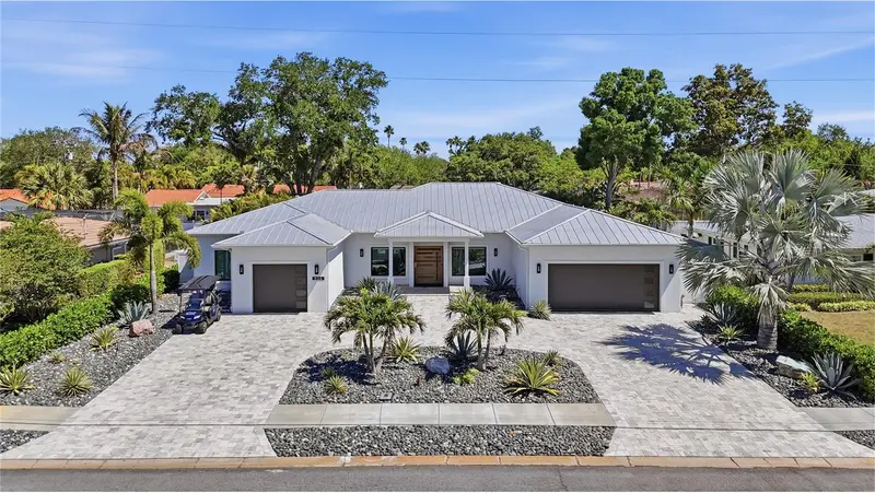 806 Osceola Rd, FL