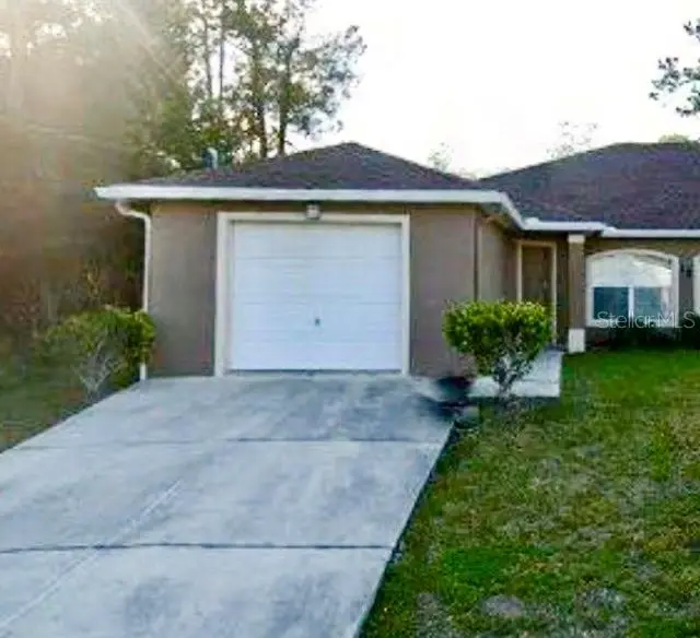 15 Columbia Ln #A, FL