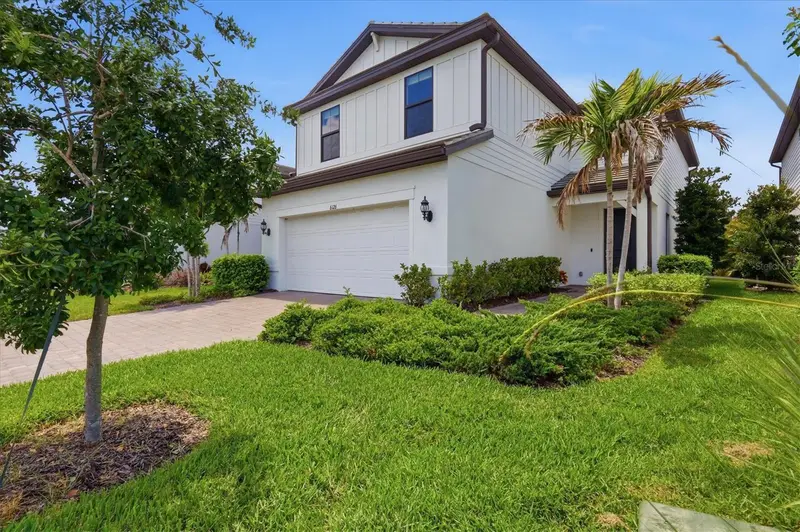 6126 Bluestar Ct, FL