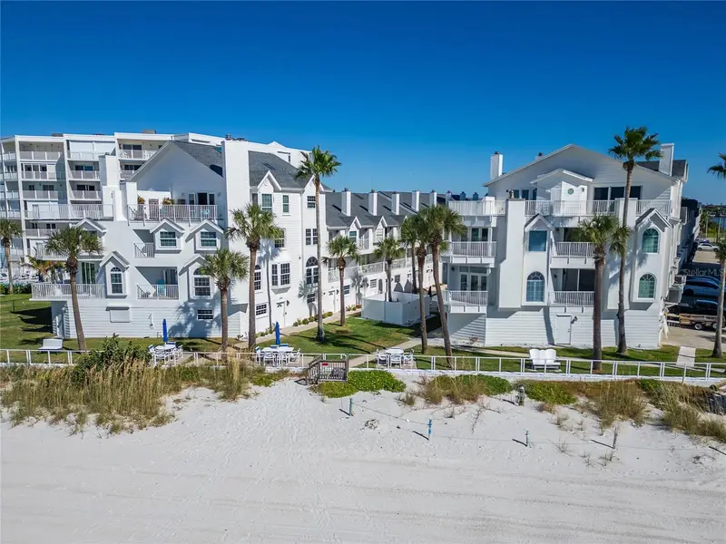 17960 Gulf Boulevard #108, FL