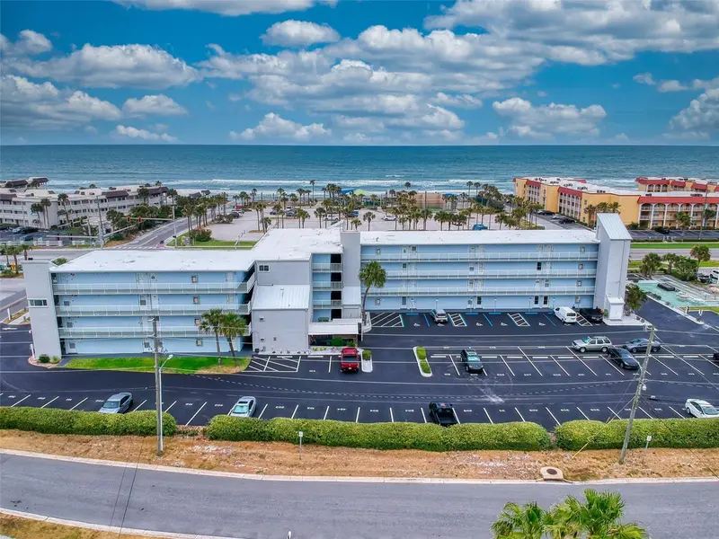 3700 S Atlantic Ave #207, FL