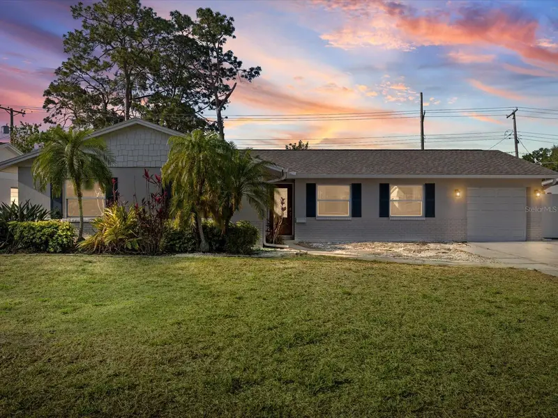 7910 W Pocahontas Ave, FL