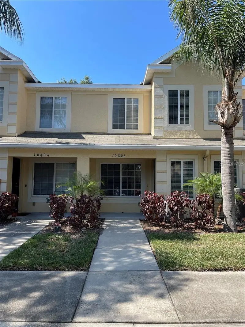 10806 Brickside Ct, FL