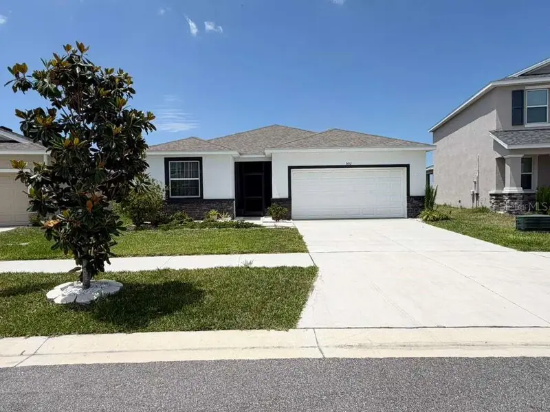 5452 Flint Hills Dr, FL