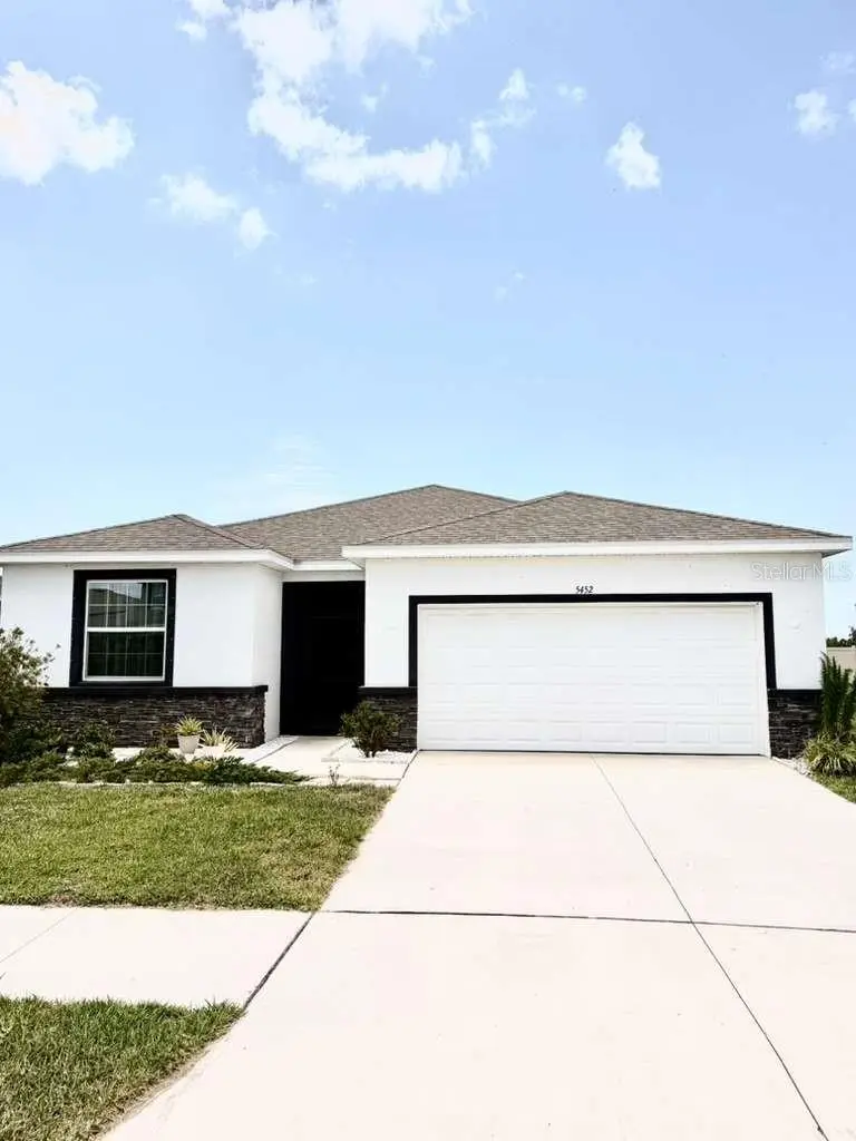 5452 Flint Hills Dr, FL