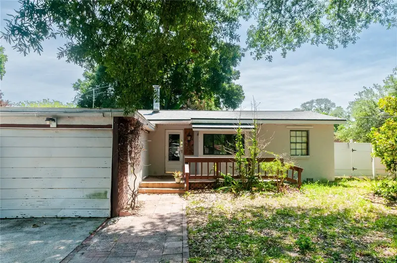 9609 N Elmer St, FL