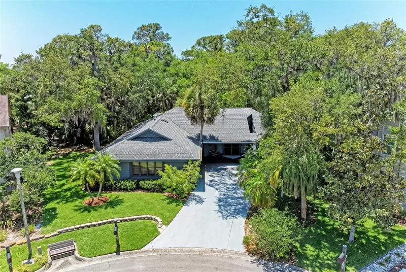 830 Hammockwood Ct, FL