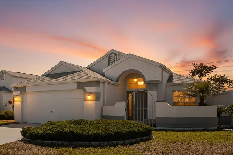 1018 Castille Dr, FL