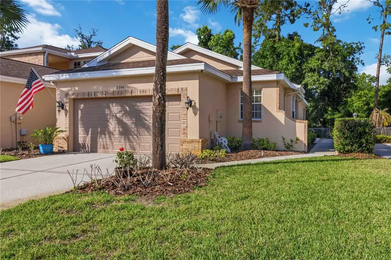 2206 Preservation Dr, FL