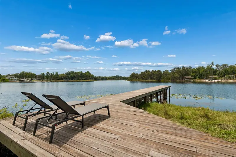 17129 Rainbow Ter, FL