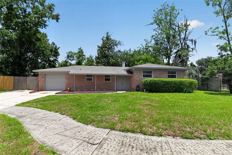 1543 Redbud Ct, FL