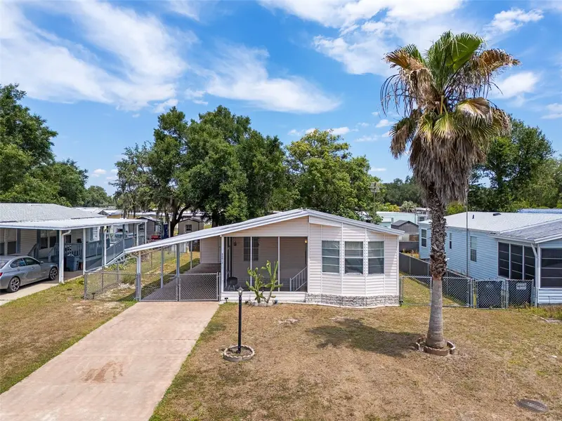 38052 Lawanda Loop, FL