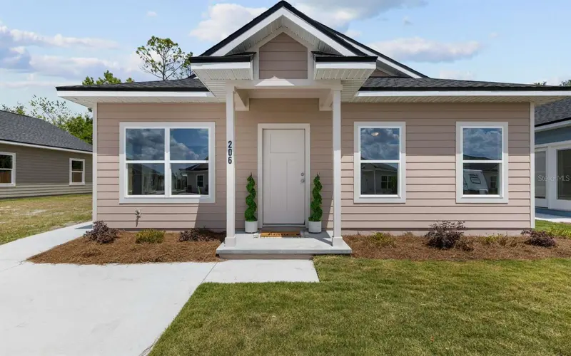 206 Mesa St Nw, FL