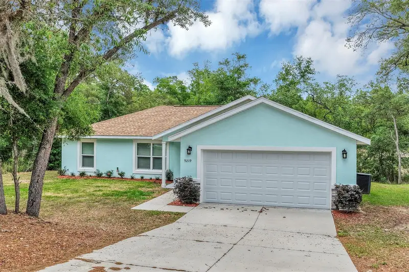 9219 N Elkcam Blvd, FL