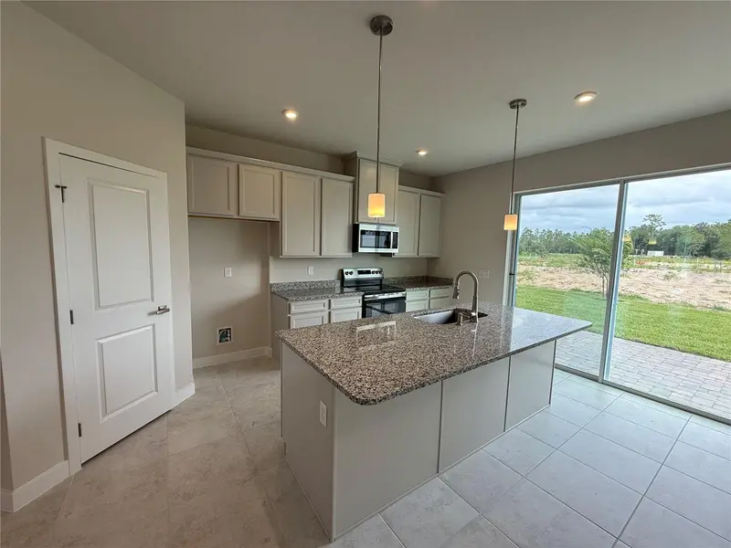 1247 Pineywood Field Dr, FL
