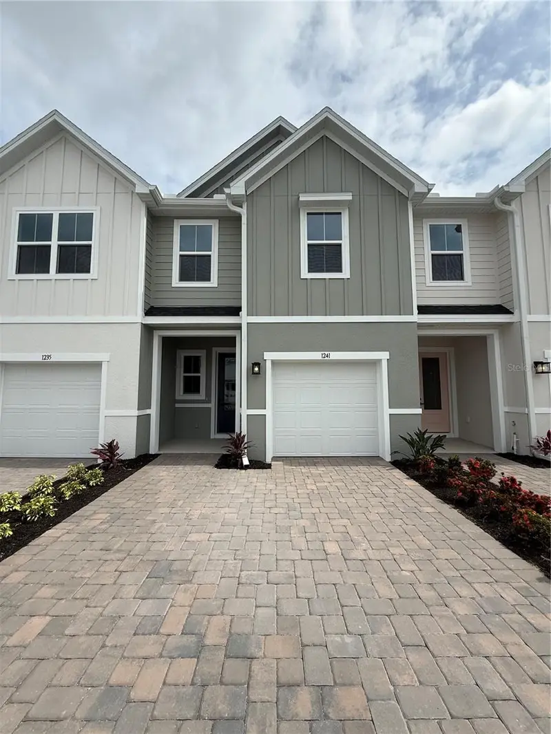 1241 Pineywood Field Dr, FL