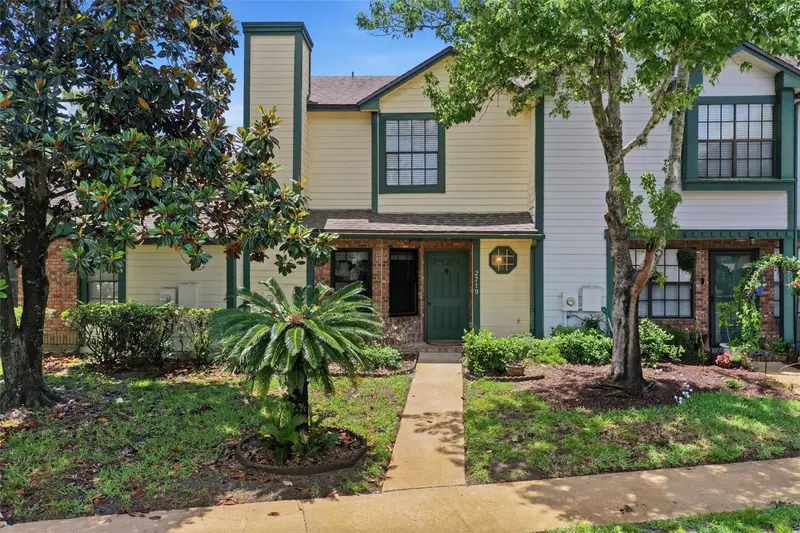 2719 Candlewood Ct, FL