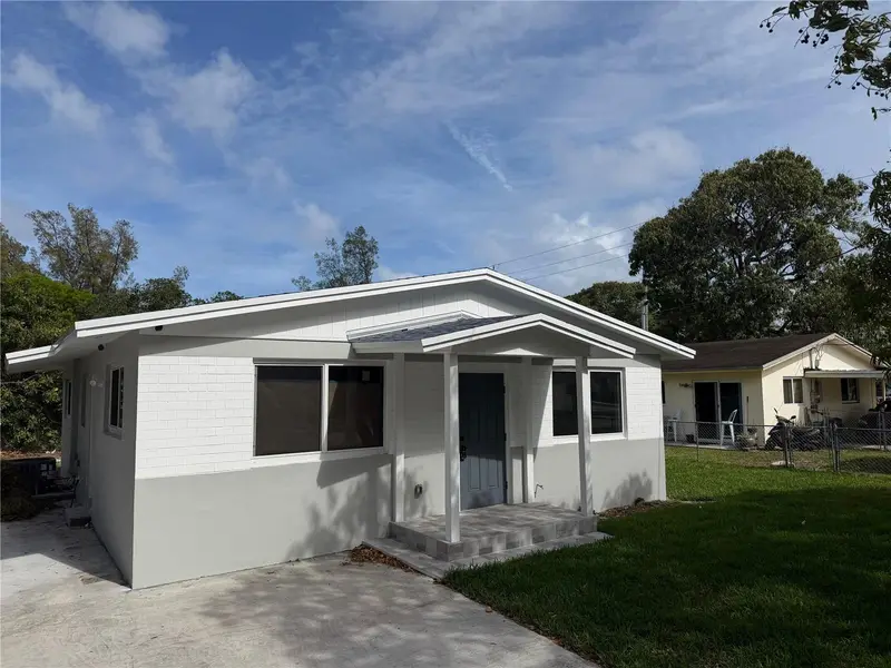 836 Sw 2nd Ter, FL