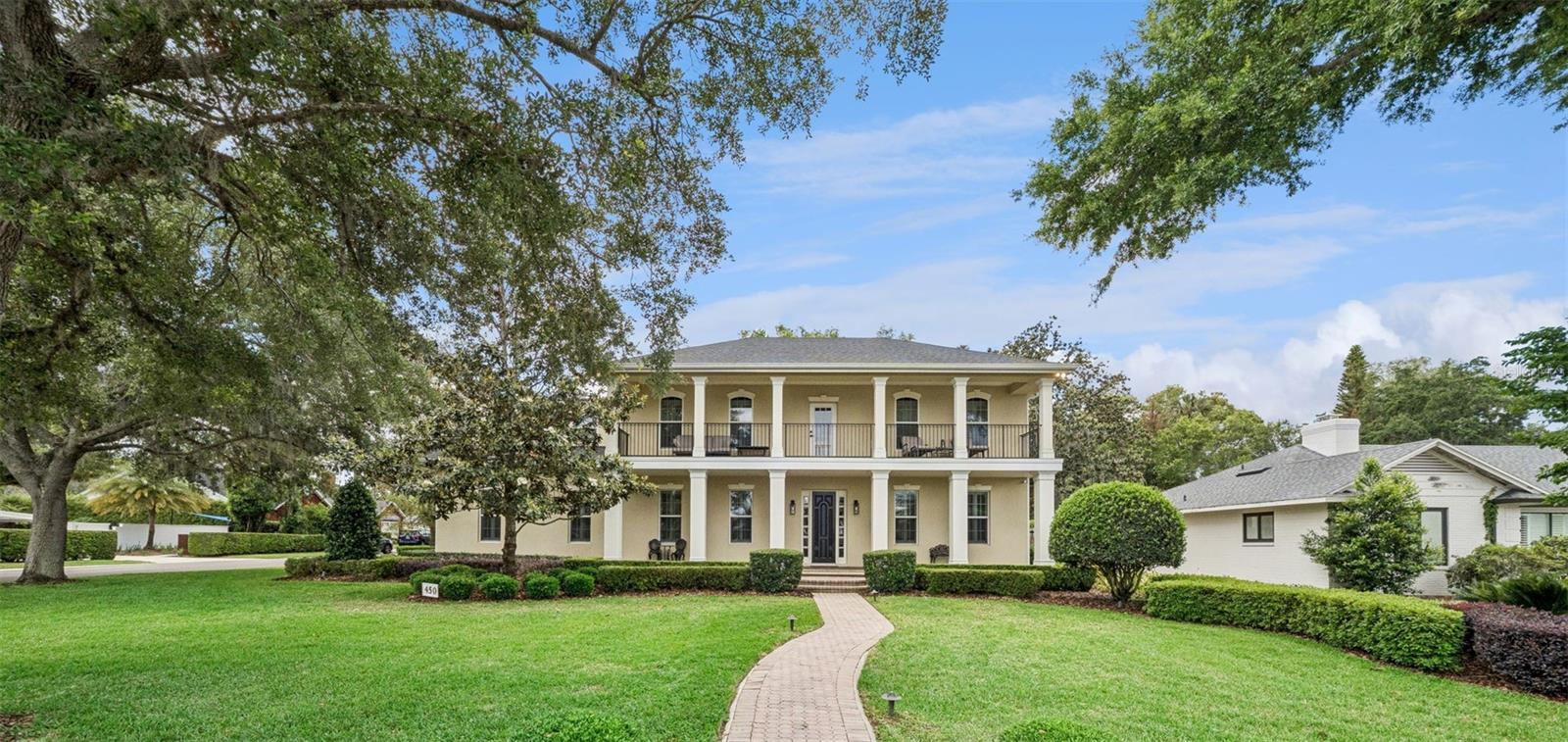 450 Lakewood Dr, FL