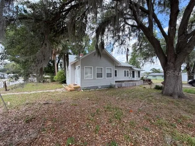 373 E Waldo St, FL