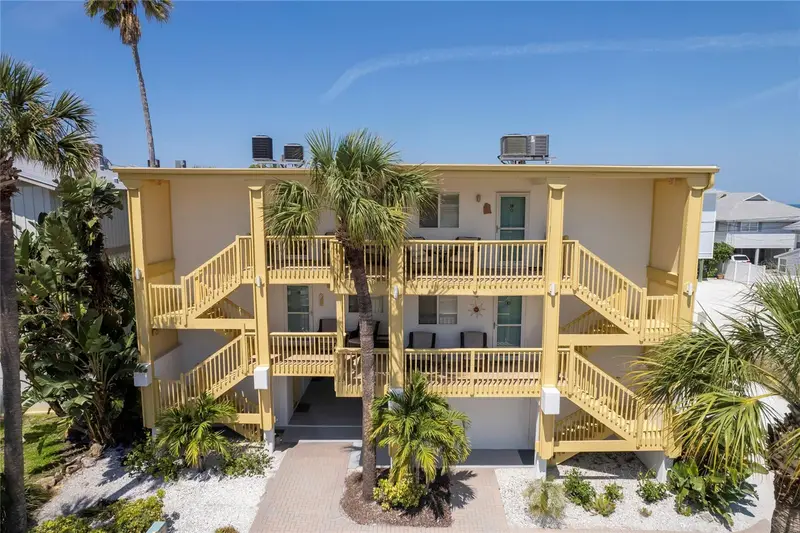 708 Gulf Blvd #D, FL