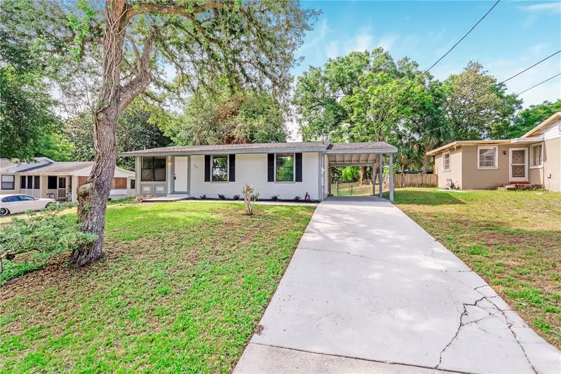133 Colomba Rd, FL