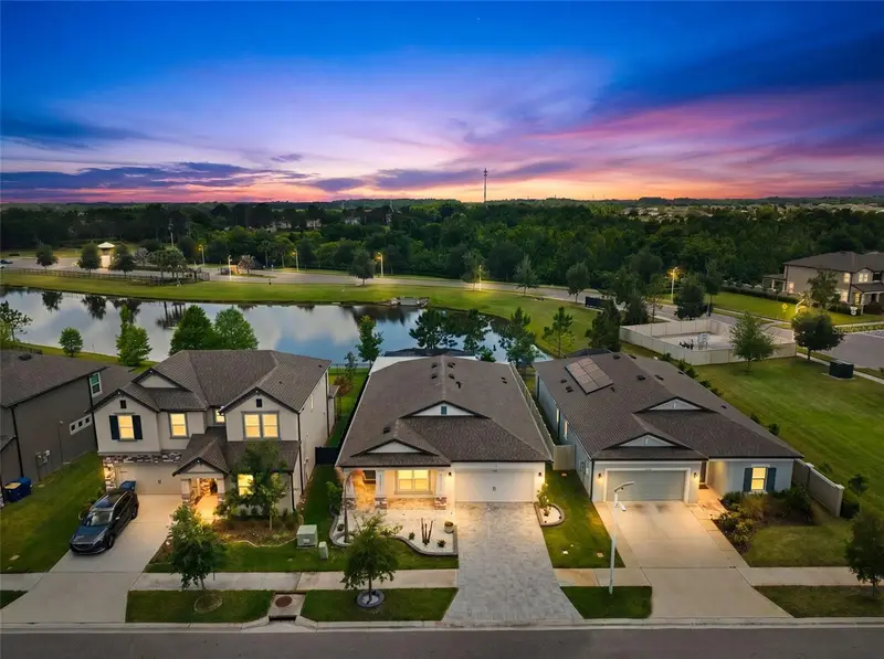 7278 Pool Compass Loop, FL