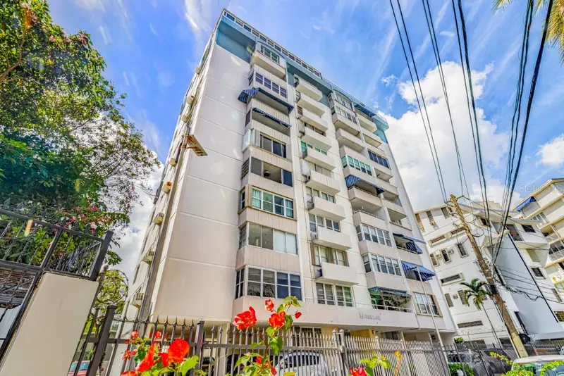 Park Lane #65 Santiago Iglesias #503, PR