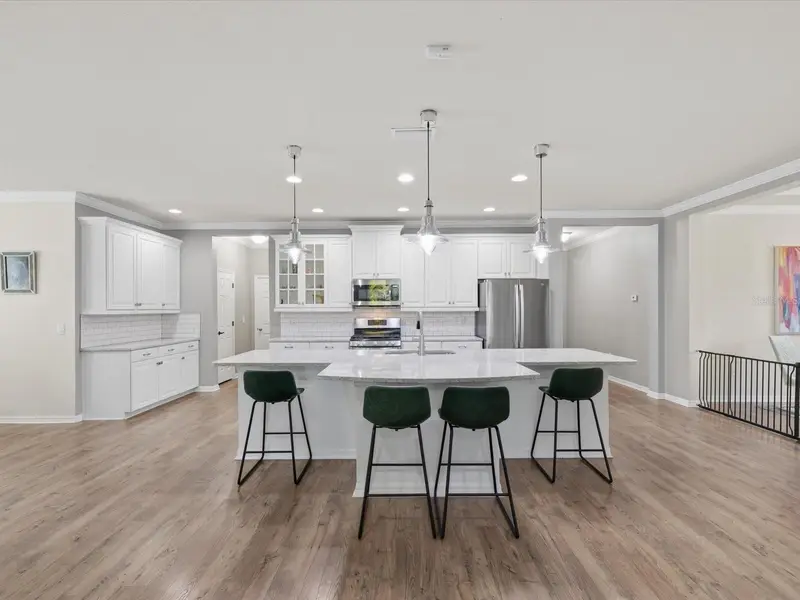 740 Rosemary Cir, FL