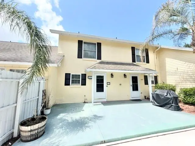 1355 Villa Ln, FL