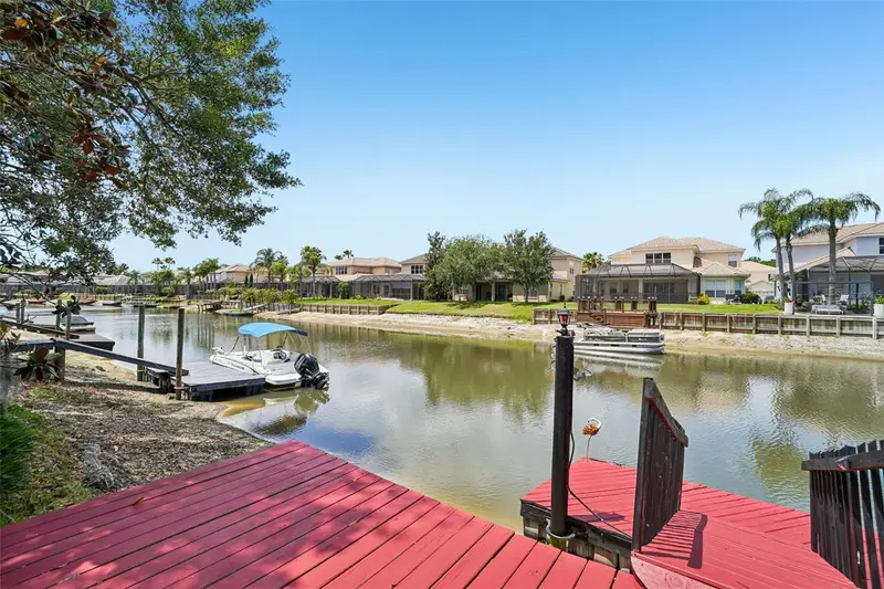 18032 Malakai Isle Dr, FL