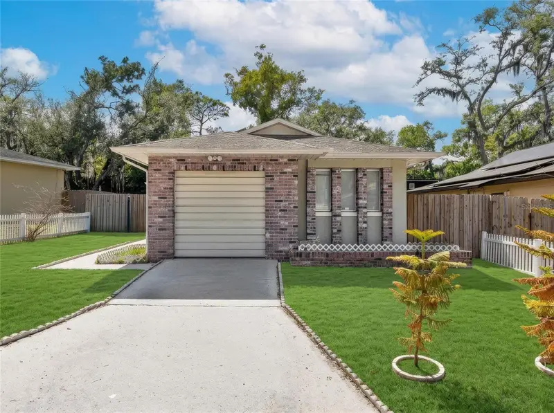 4420 Sugar Loaf Way, FL