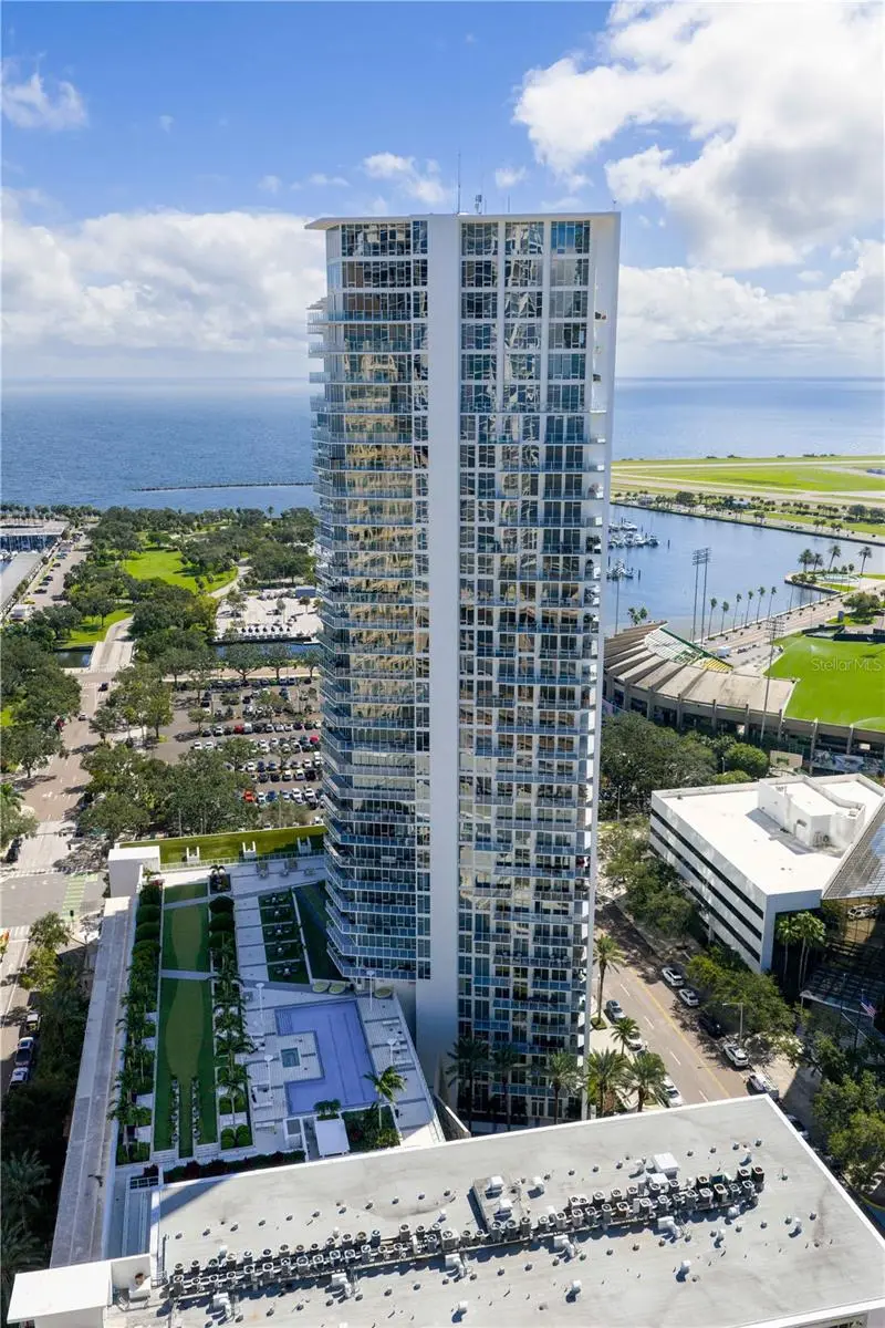175 1st St S #2307, FL