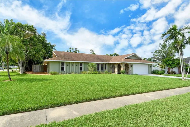 6303 3rd Ave Nw, FL