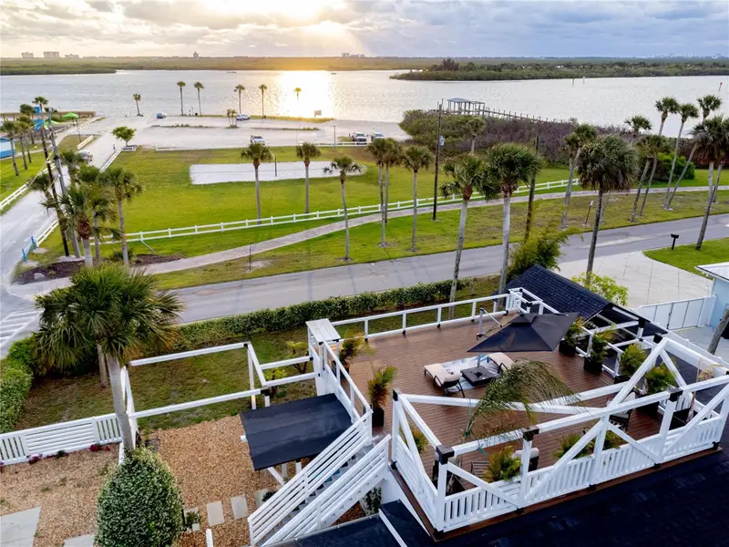500 S Riverside Dr, FL