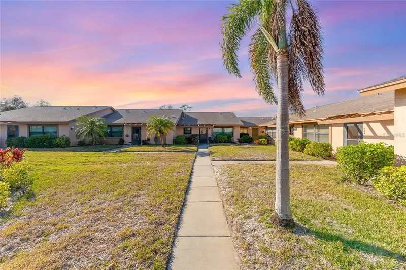 6314 29th Ave W, FL