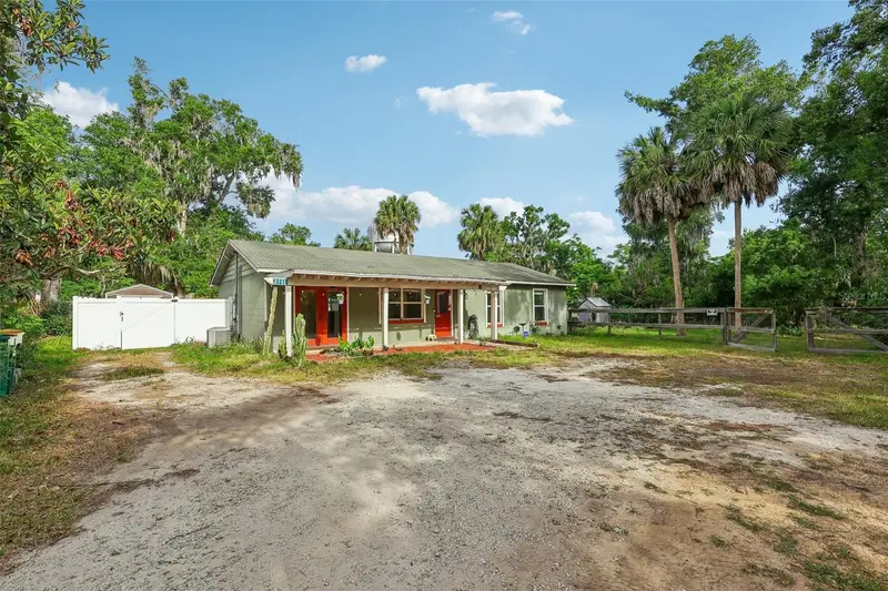 321 E 11th Ave, FL